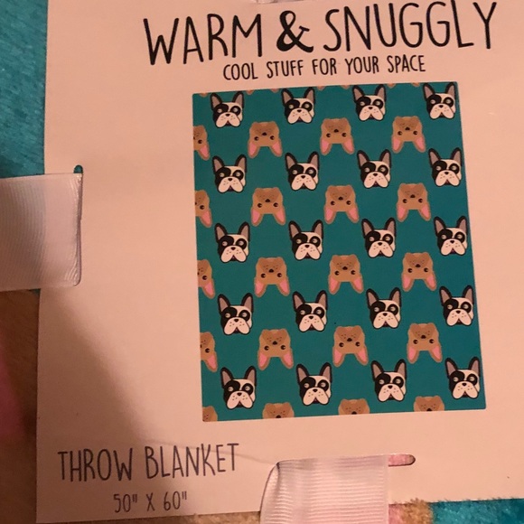 Free Plush Throw Blanket w/any $10+ purchase - Picture 2 of 2